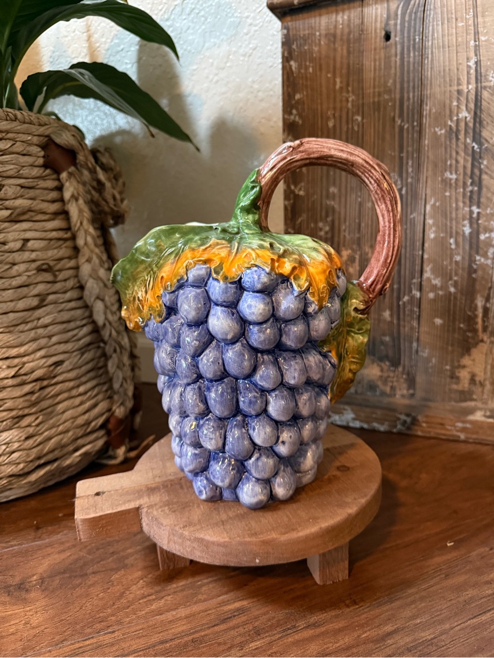 Bassano PURPLE Grape Pitcher Handpainted Italy Vintage Ceramic Majolica 10”